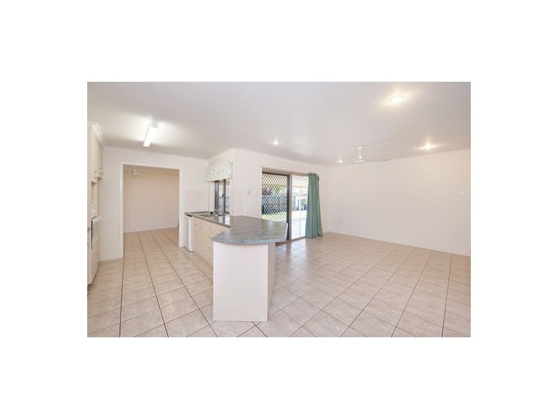 7 Kintyre Court, Beaconsfield QLD 4740