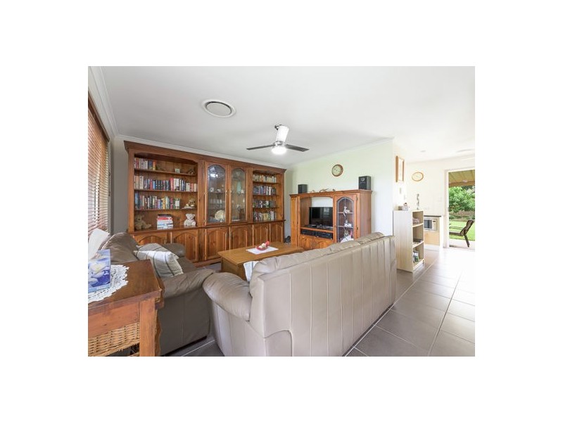 30 Peatey Street, Andergrove QLD 4740