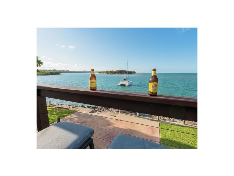 19 Seagull Street, Slade Point QLD 4740