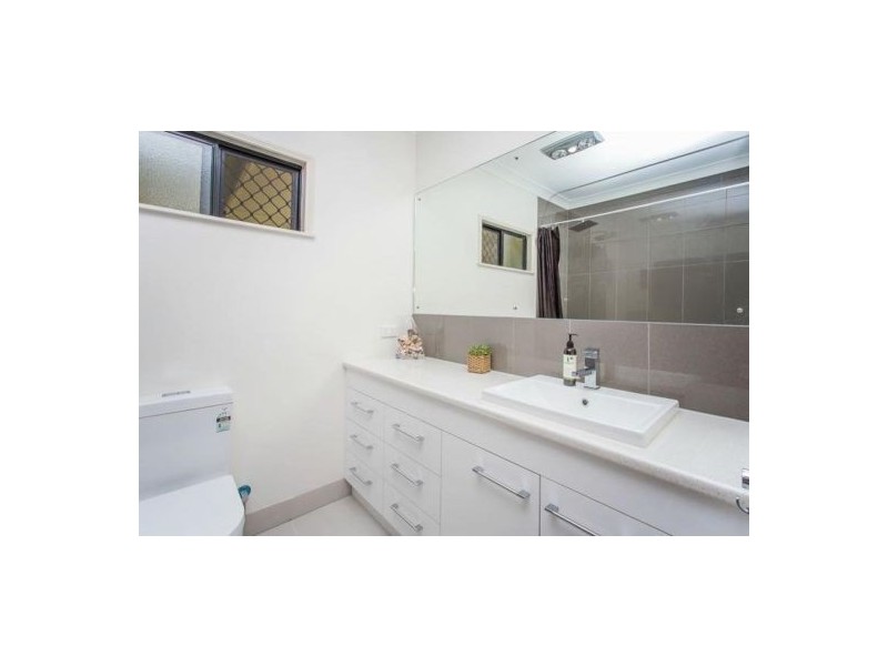 21 William Street, South Mackay QLD 4740