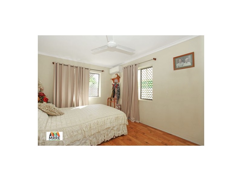 1/2 SYMONS STREET, South Mackay QLD 4740