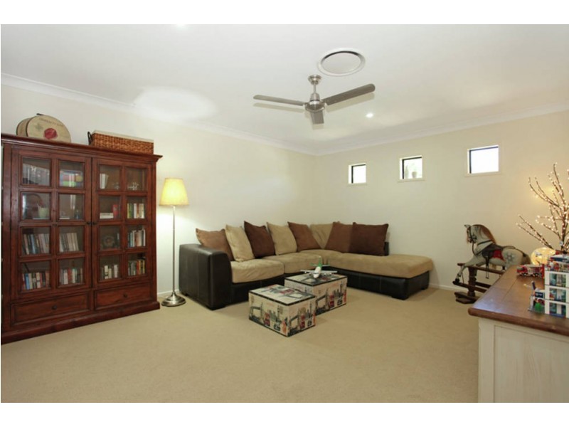 10-12 Eyre Place, Erakala QLD 4740