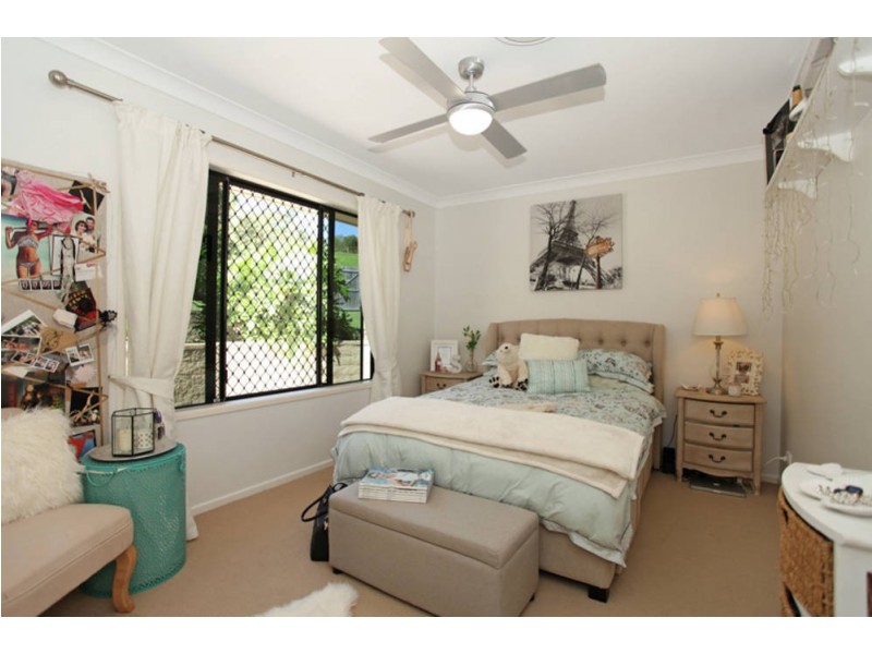 10-12 Eyre Place, Erakala QLD 4740
