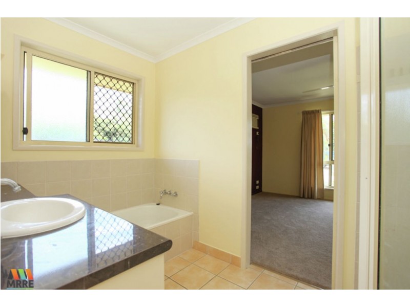 9 Wasley Court, Glenella QLD 4740