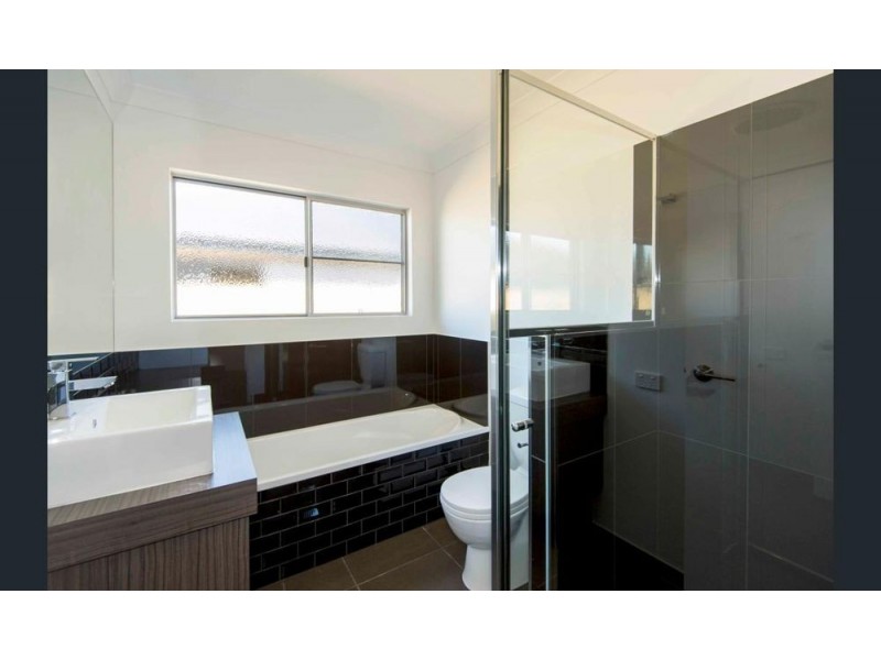 20 Antonia Court, Glenella QLD 4740