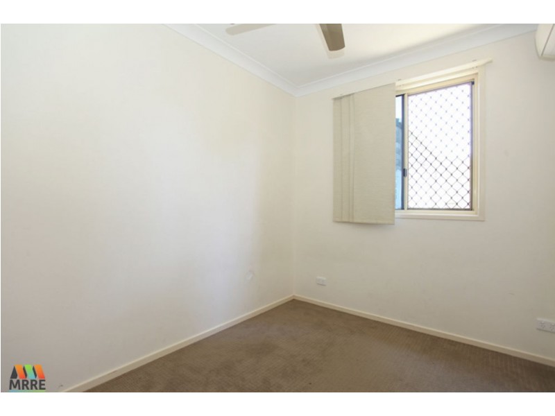 28 Ward Esplanade, Ball Bay QLD 4741