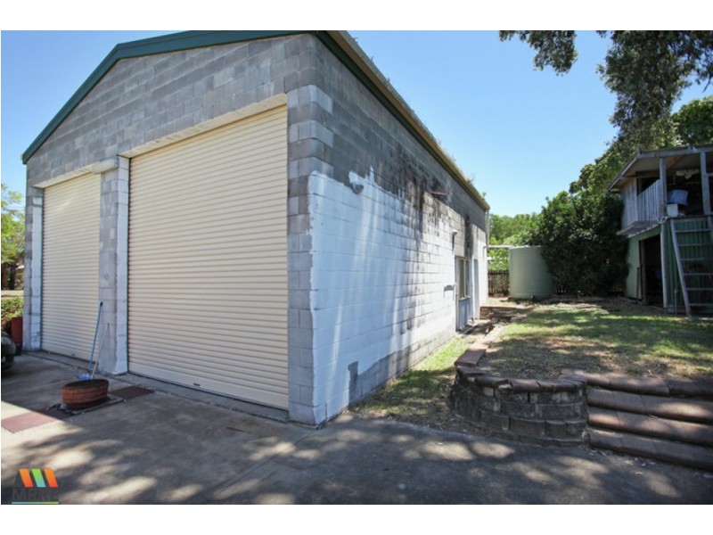 28 Ward Esplanade, Ball Bay QLD 4741