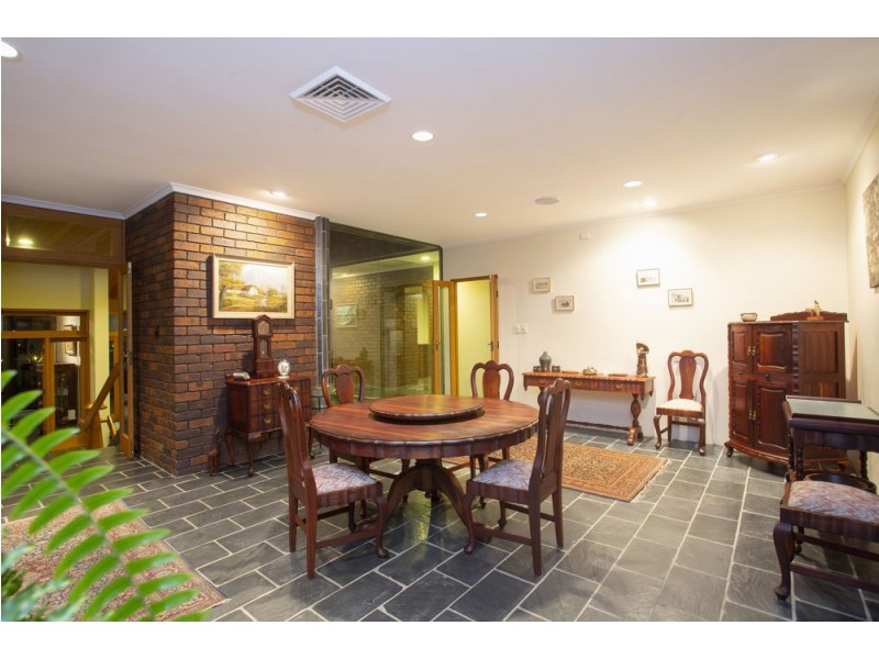 5 Eulbertie Avenue, Eimeo QLD 4740