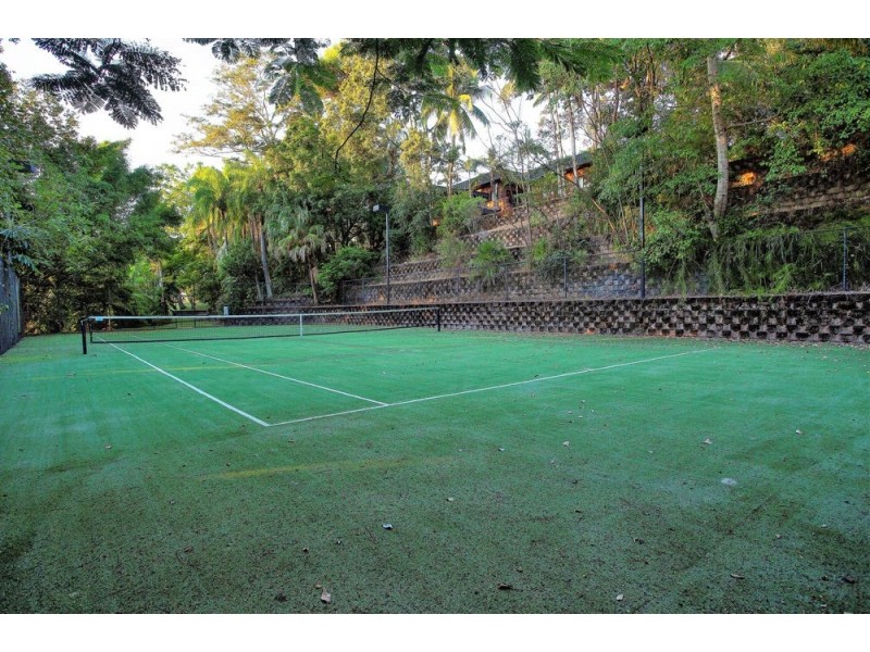 5 Eulbertie Avenue, Eimeo QLD 4740