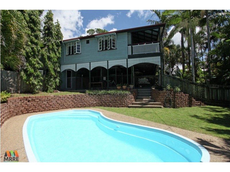 1 Gladstone Street, Eimeo QLD 4740