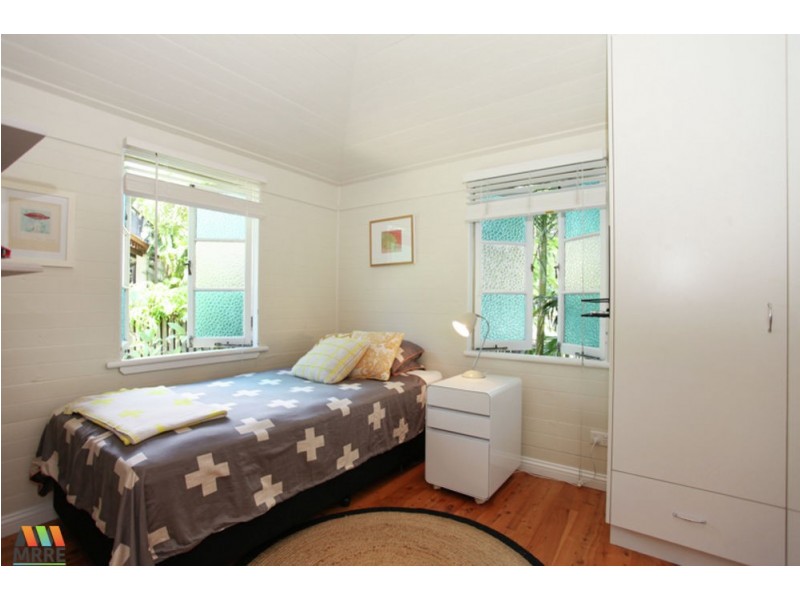 1 Gladstone Street, Eimeo QLD 4740