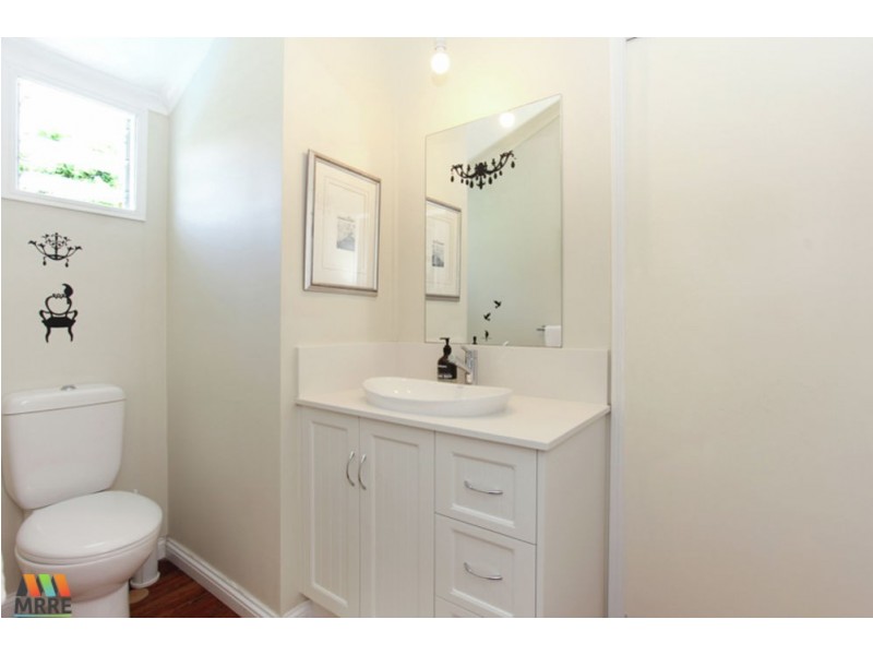 1 Gladstone Street, Eimeo QLD 4740