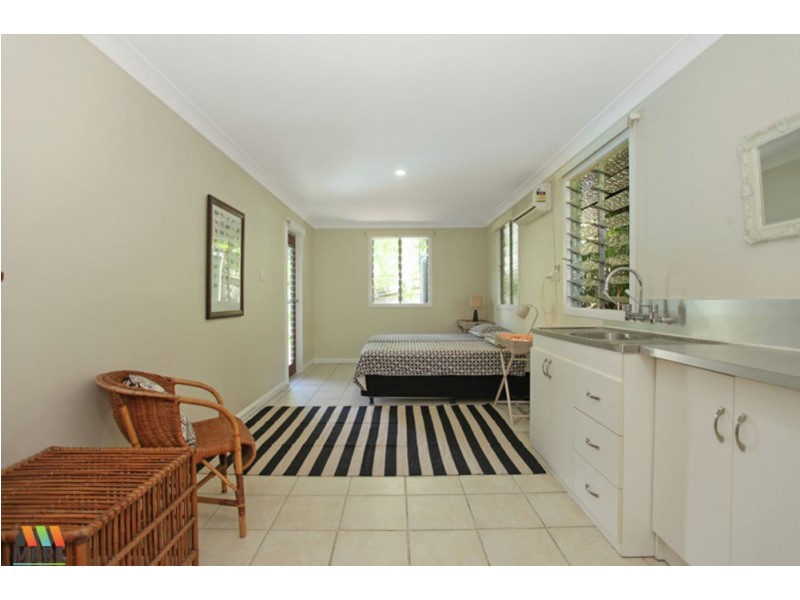 1 Gladstone Street, Eimeo QLD 4740