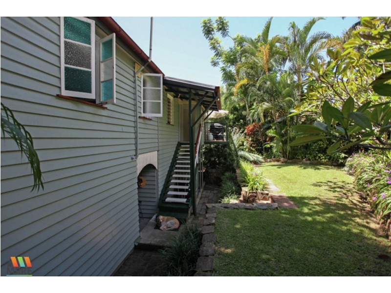 1 Gladstone Street, Eimeo QLD 4740