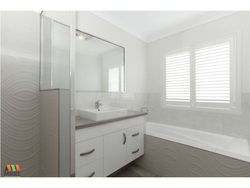 14 Regent Avenue, Richmond QLD 4740