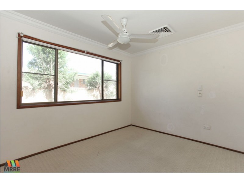 13 Loudon Street, Mount Pleasant QLD 4740