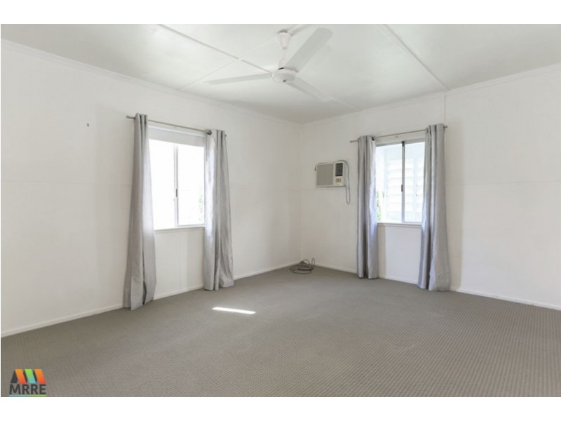 11 Ibis Street, Slade Point QLD 4740