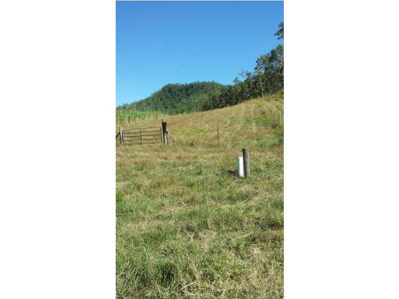 621 Devereux Creek Road, Devereux Creek QLD 4753