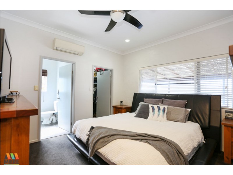 9 Alexander Street, Rural View QLD 4740