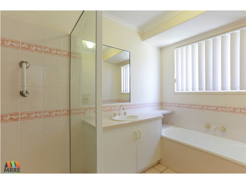 3 DRIFTWOOD COURT, Rural View QLD 4740