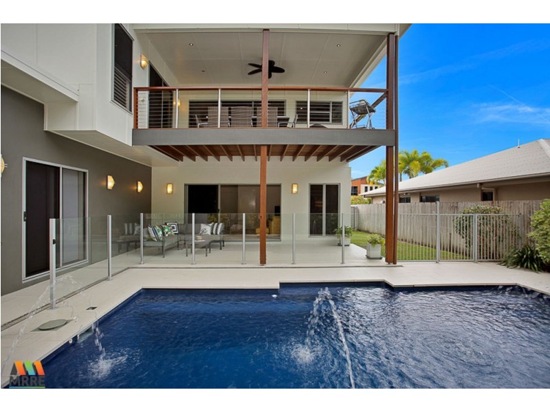 12 Turtle Place, Blacks Beach QLD 4740