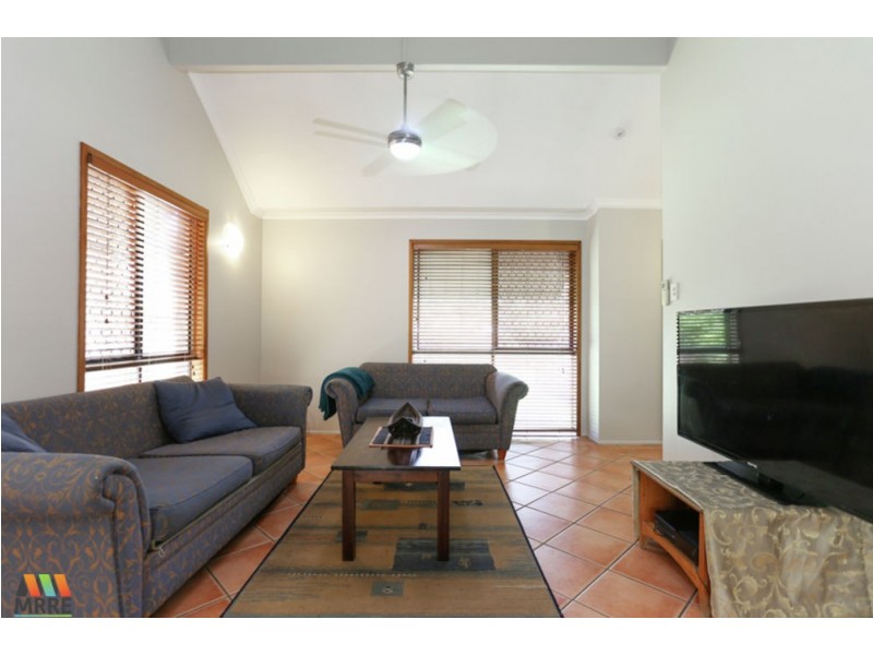 24 EDMONDS STREET, Bucasia QLD 4750