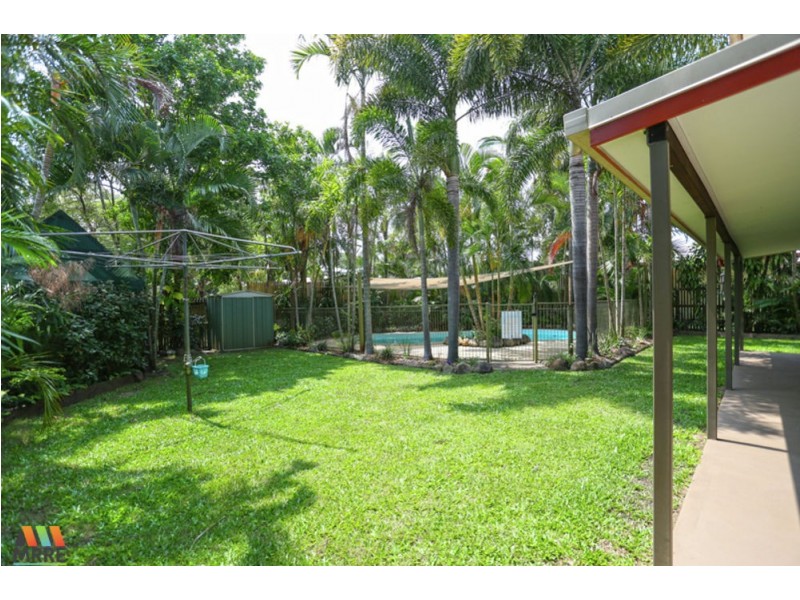 24 EDMONDS STREET, Bucasia QLD 4750