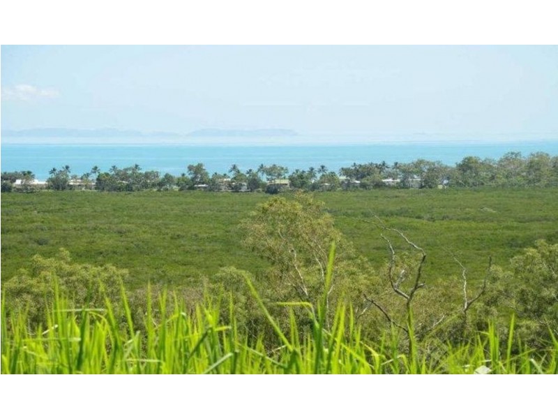 17 View Court, Seaforth QLD 4741