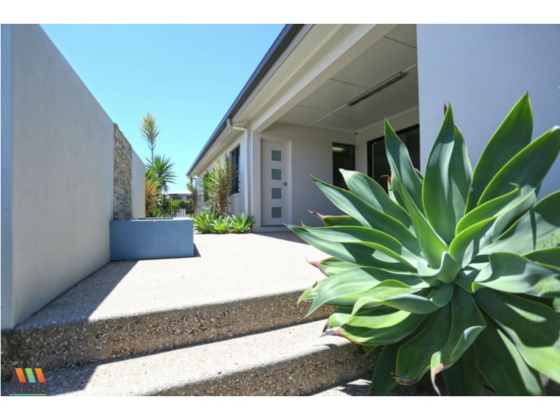 22 Hangan Street, Bucasia QLD 4750