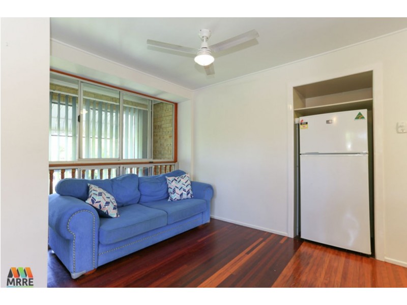 6 Searle Street, Bucasia QLD 4750