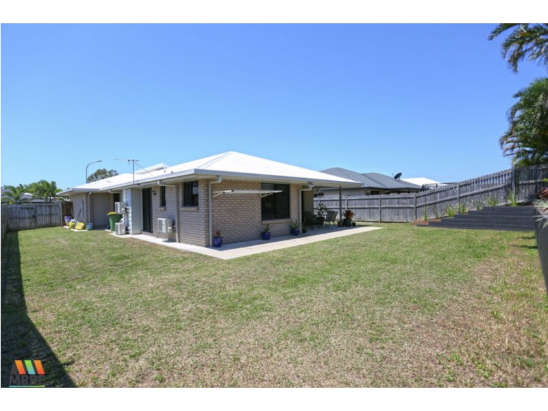 12 Helmsman Drive, Bucasia QLD 4750