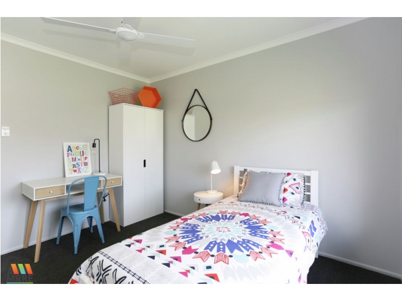 24 Peatey Street, Andergrove QLD 4740