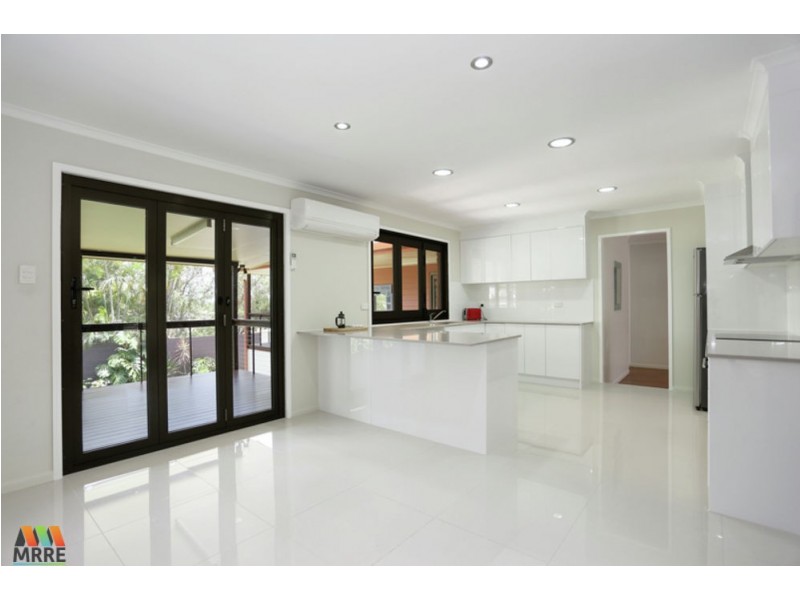 19 Outlook Crescent, Mount Pleasant QLD 4740