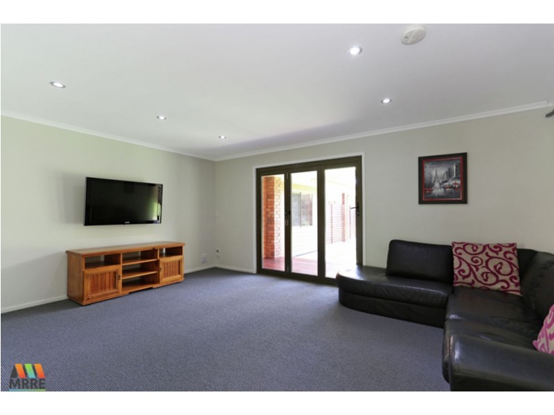 19 Outlook Crescent, Mount Pleasant QLD 4740