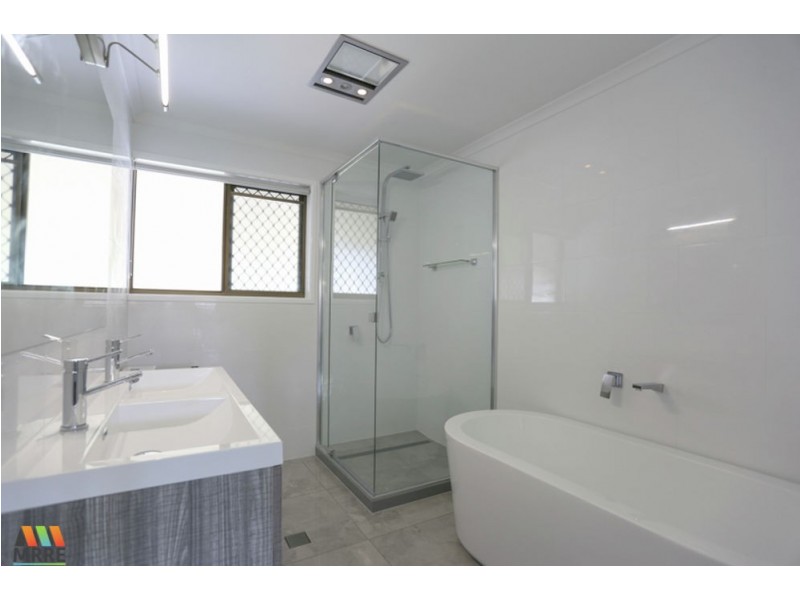 19 Outlook Crescent, Mount Pleasant QLD 4740