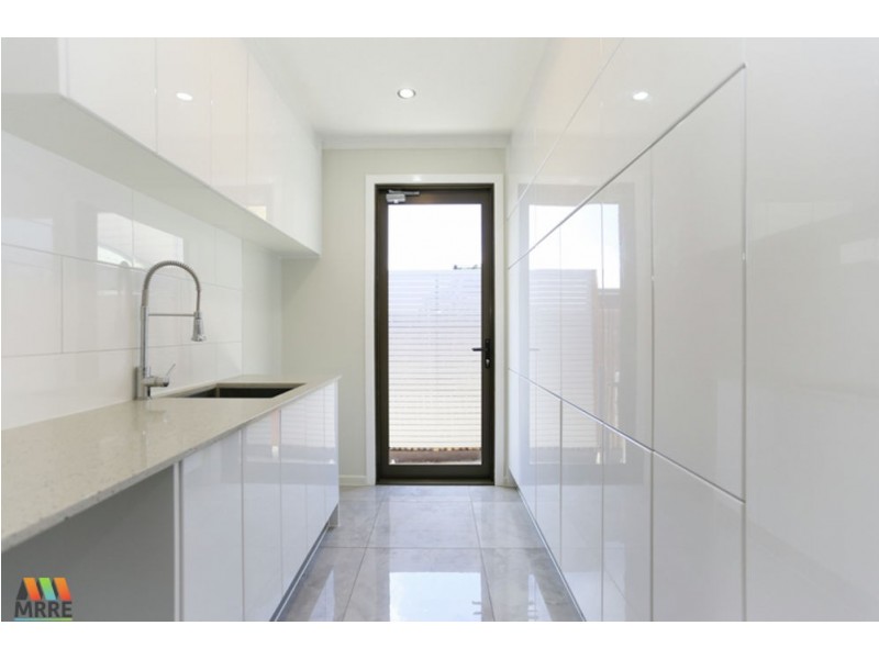 19 Outlook Crescent, Mount Pleasant QLD 4740