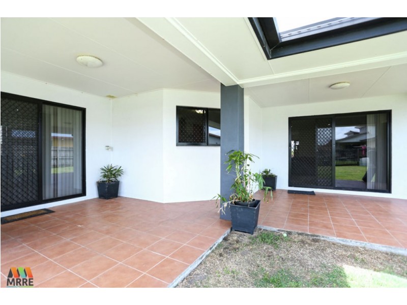 1 Schapers Road, Glenella QLD 4740