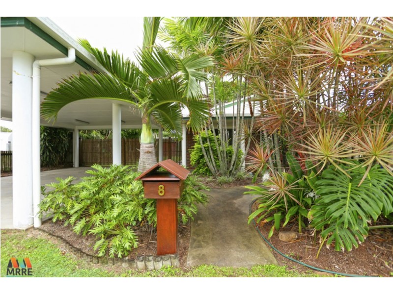 8 Spannagle St, Bucasia QLD 4750