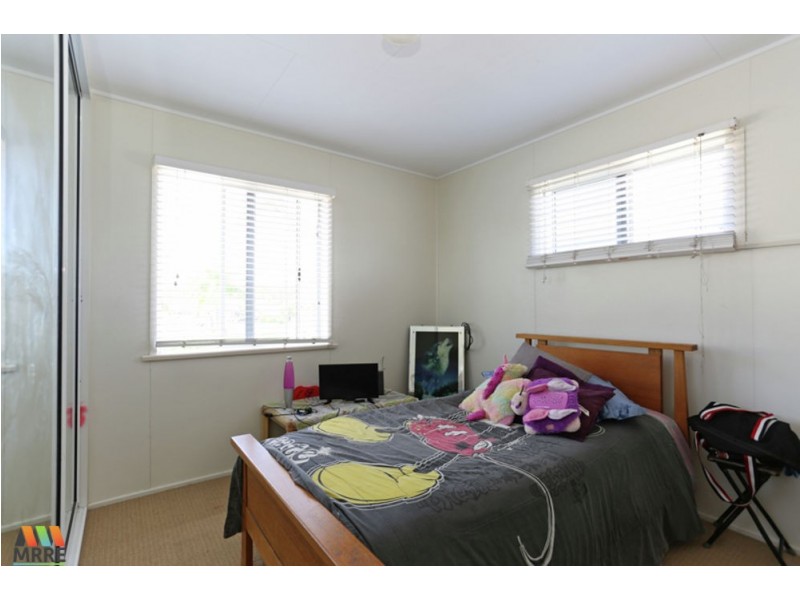 20 Finch Street, Slade Point QLD 4740