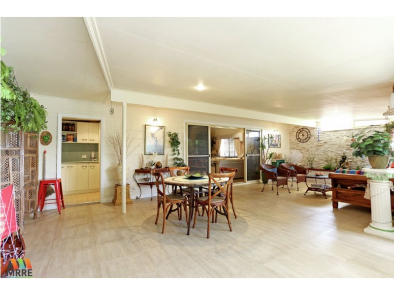 4 Thornber Street, North Mackay QLD 4740