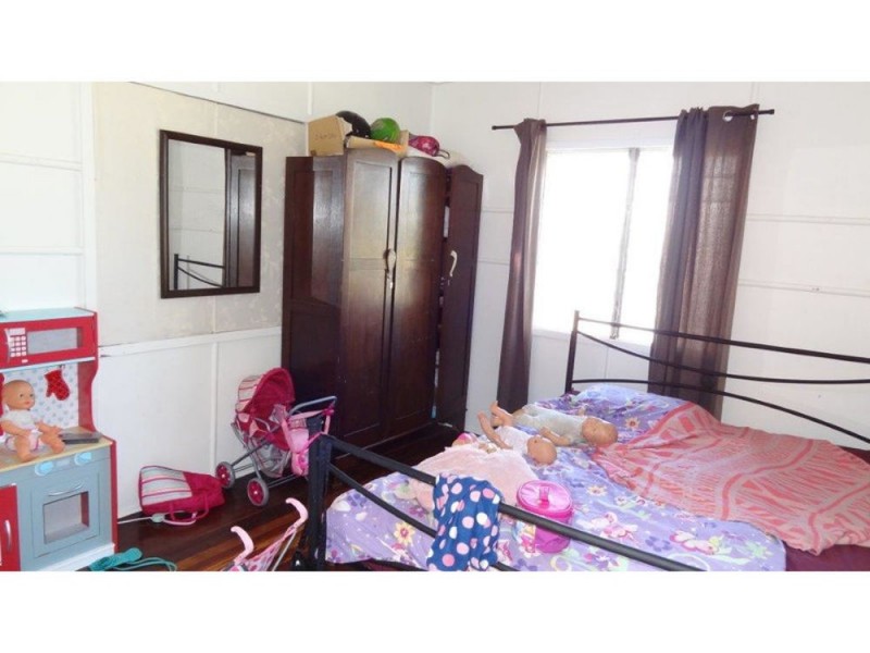 32 EDMONDS STREET, Bucasia QLD 4750