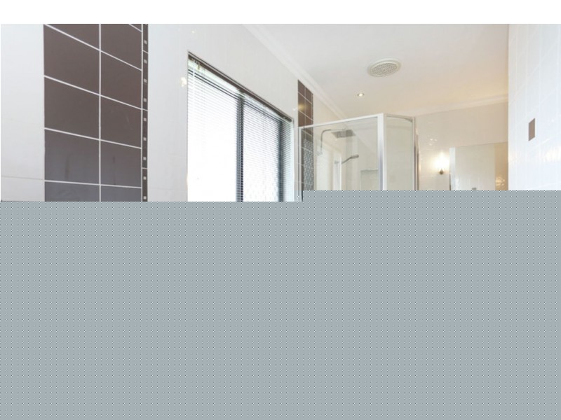 65 VICTOR AVENUE, Glenella QLD 4740