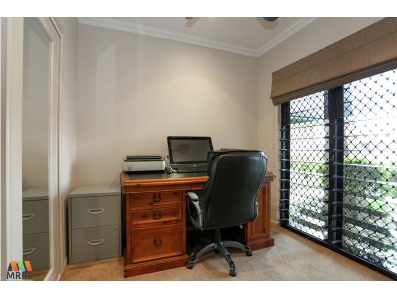 65 VICTOR AVENUE, Glenella QLD 4740