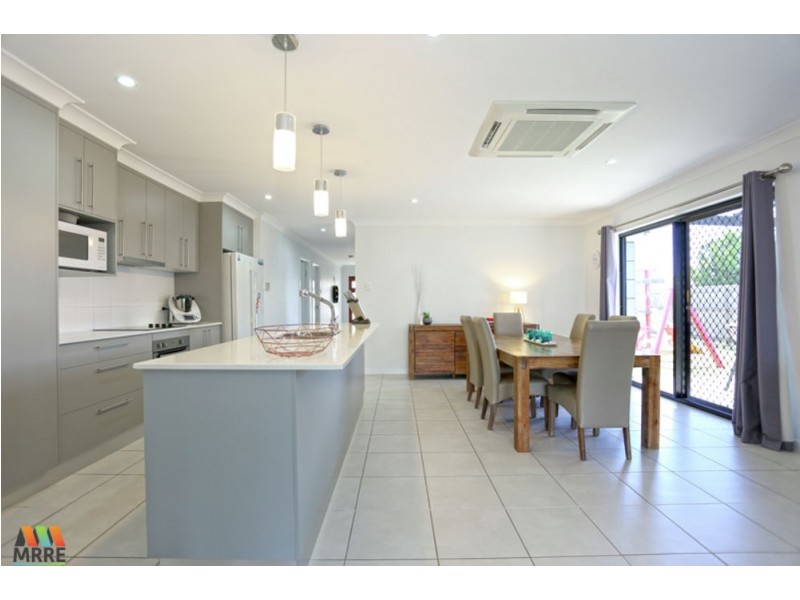 17 Kingslea Court, Ooralea QLD 4740