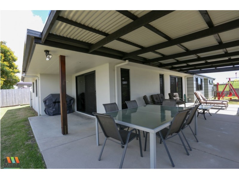17 Kingslea Court, Ooralea QLD 4740