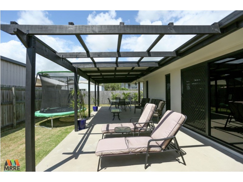 17 Kingslea Court, Ooralea QLD 4740