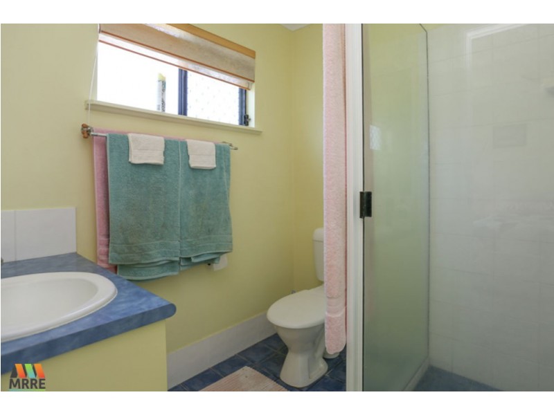 17 MARINE PARADE, Bucasia QLD 4750