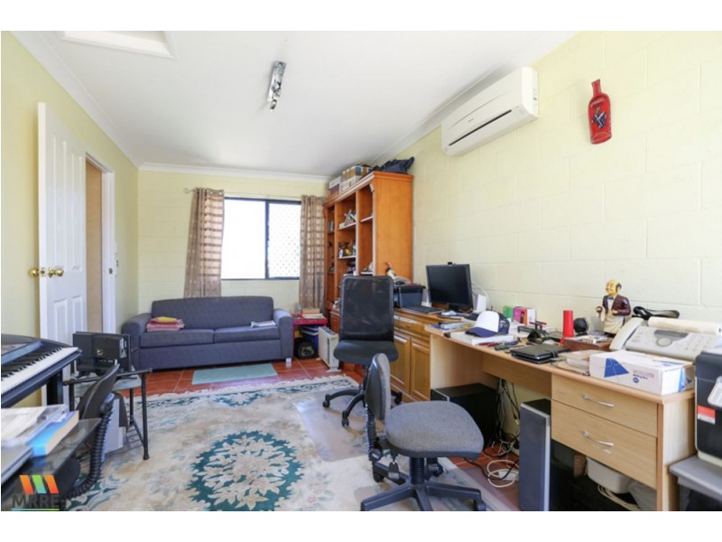 17 MARINE PARADE, Bucasia QLD 4750