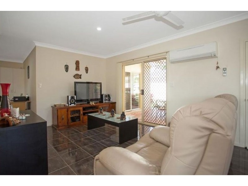 28 McCORMACK AVENUE, Rural View QLD 4740