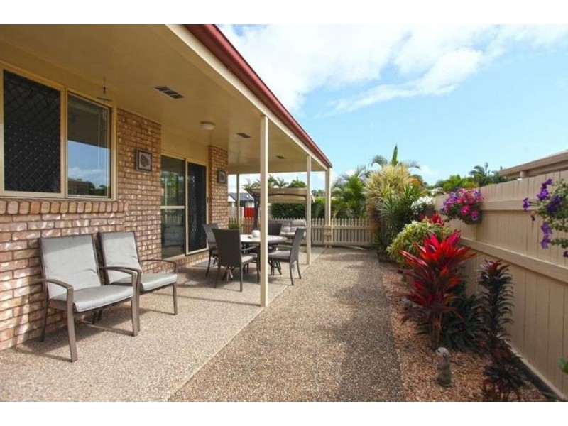 28 McCORMACK AVENUE, Rural View QLD 4740